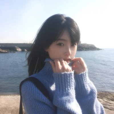 丫丫叉叉海报